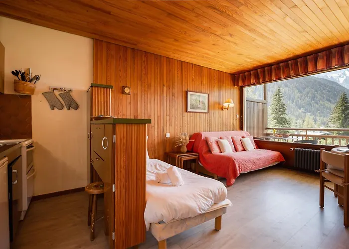 Grands Montets 502 In-ski Out - Happy